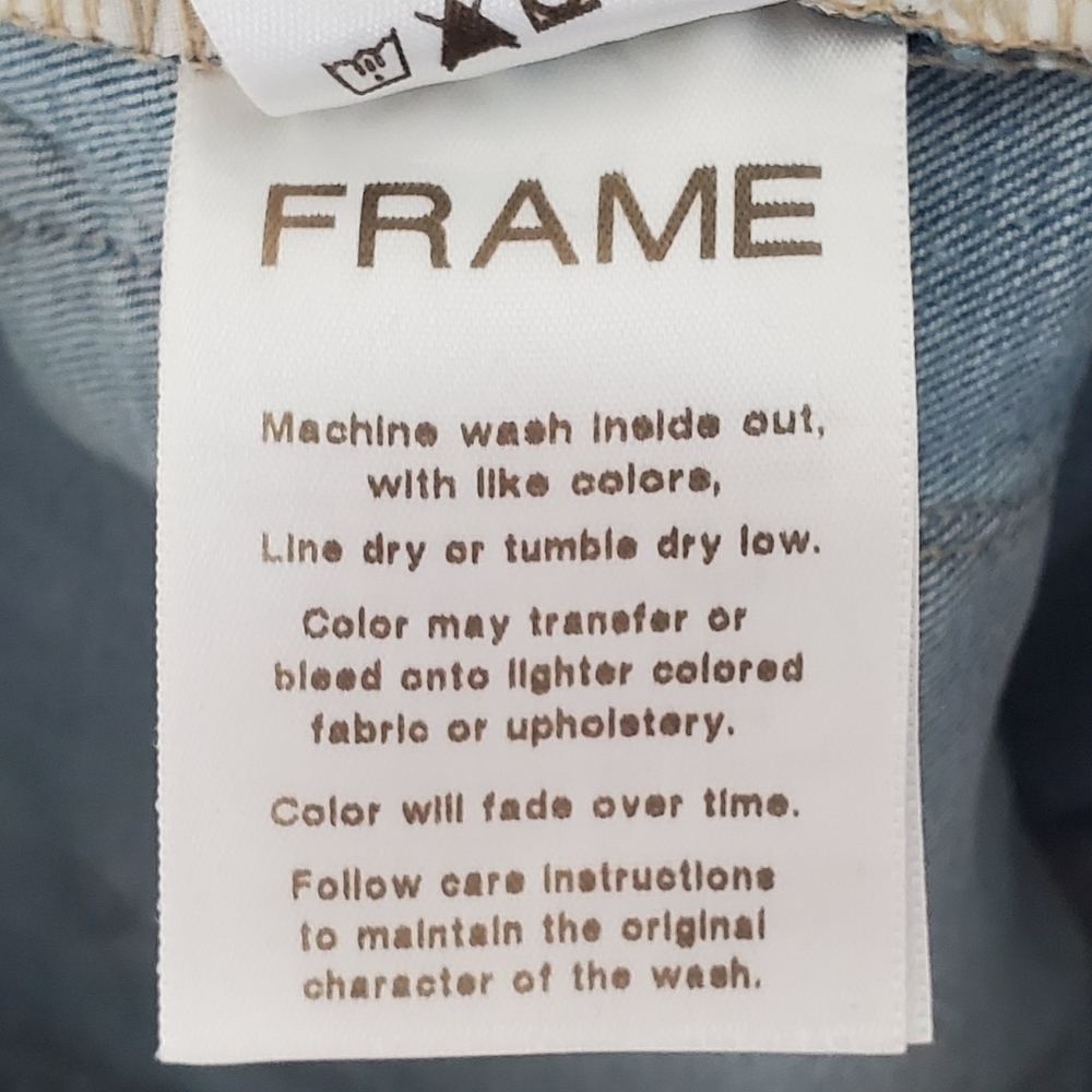 Frame Le High Skinny Crop in Pali Wash - Picture 13 of 14